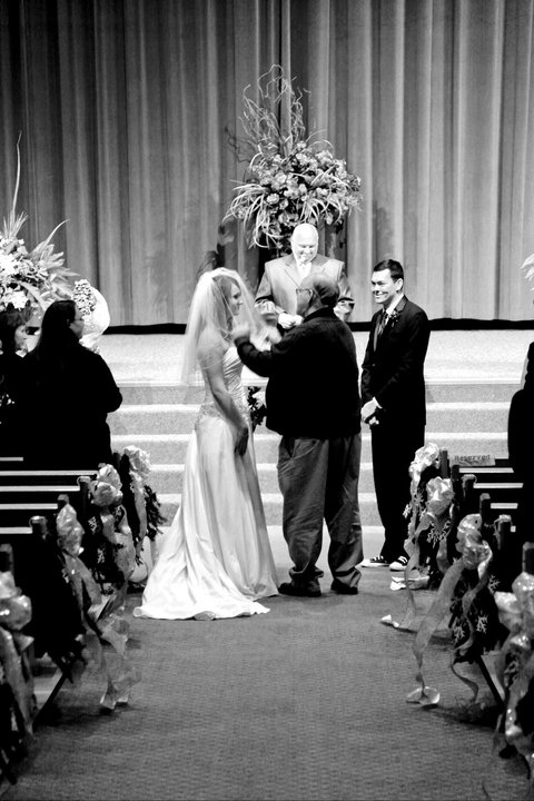 215812_10150161995619131_5558943_n